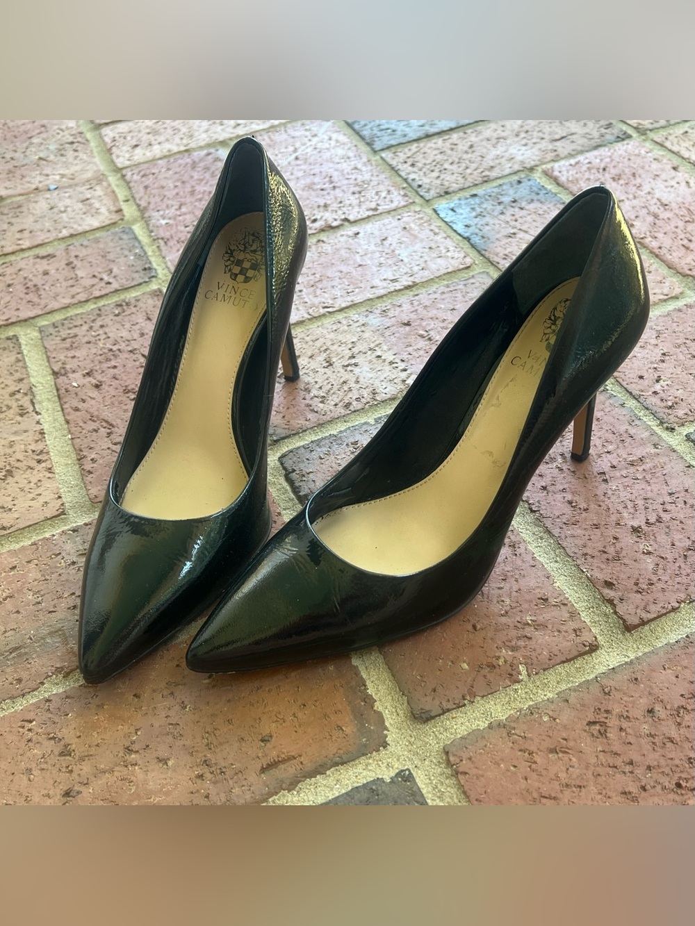 Vince Camuto Black Patent Leather Pointed Toe Pumps Stiletto Heels Sz 8M